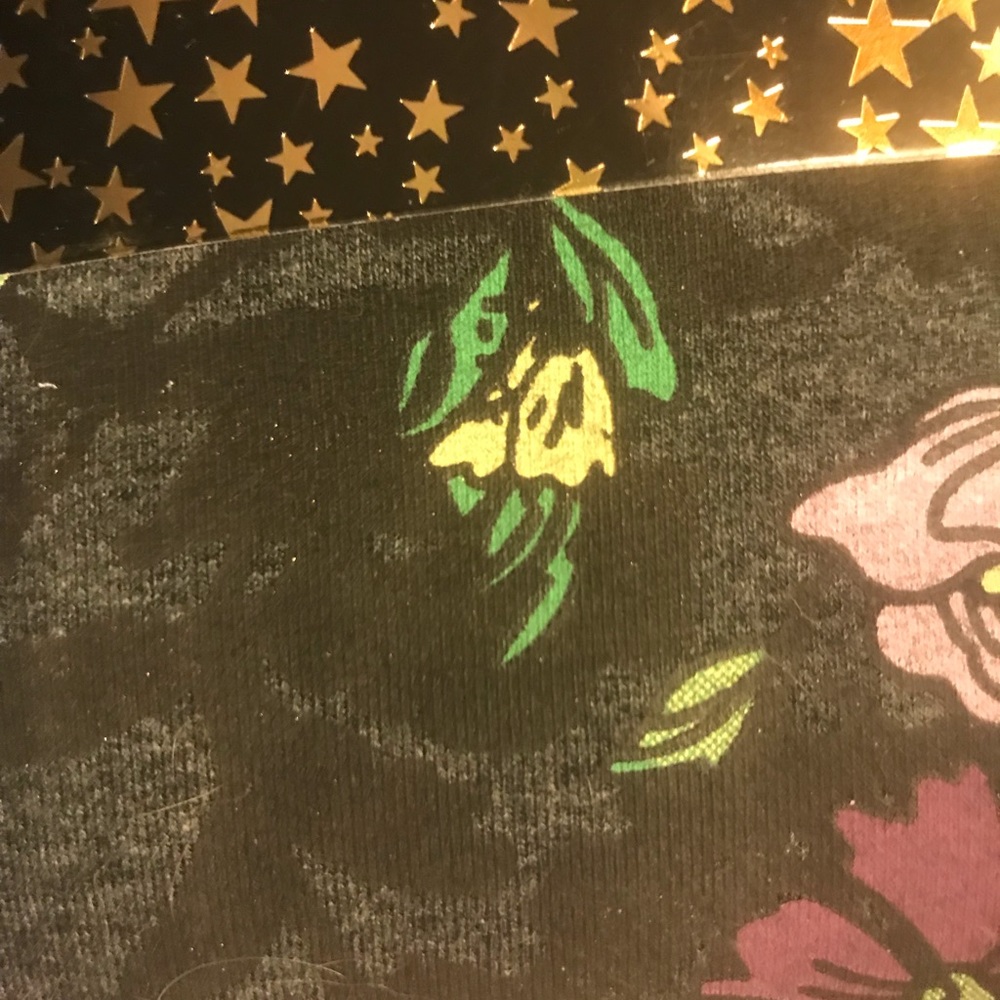 2-pack kids’ leggings.
